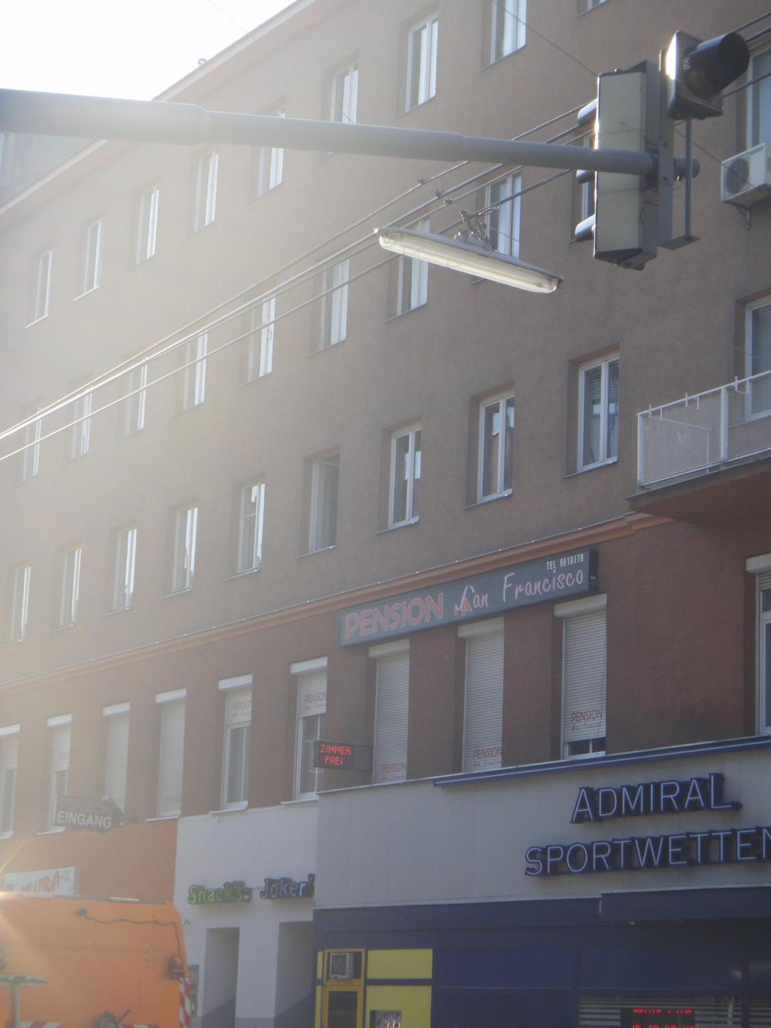 וינה Pension San Francisco מראה חיצוני תמונה